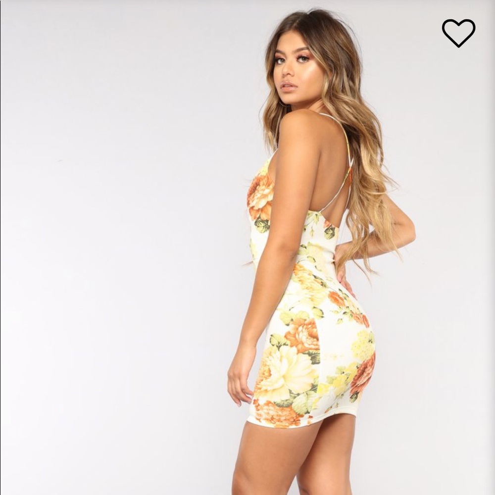 Fashion nova dress - Picture 2 of 2
